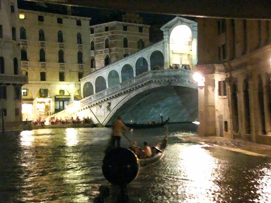 Ponte Riatodur at Night